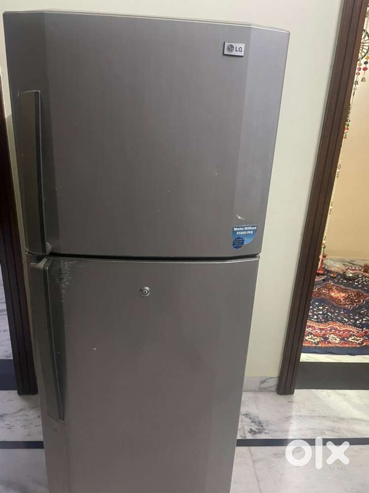 Double door fridge