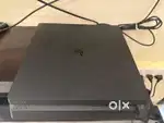 PS4 SLIM 1TB with black ops 4 and 2 controllers (BLACK)