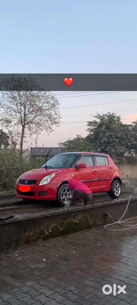 Maruti Suzuki Swift 2006 Petrol 132700 Km Driven