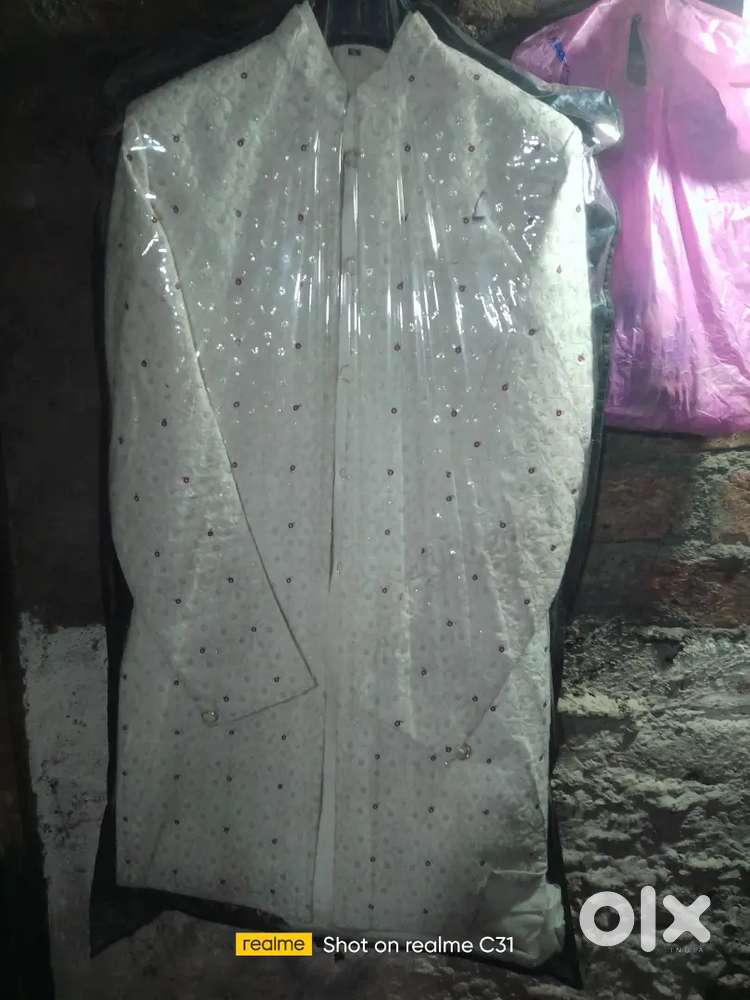 सेरवानी बहुत अच्छा है