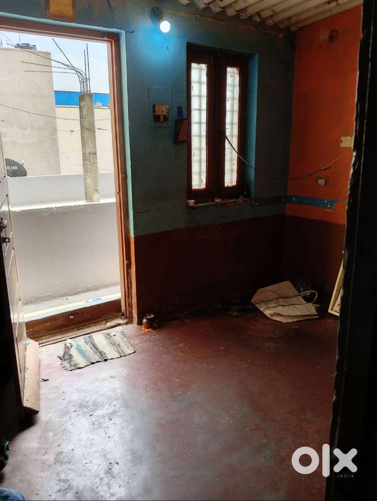 I went room sharing partner Room 1BHK