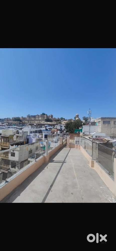 Perfect escape for explorers