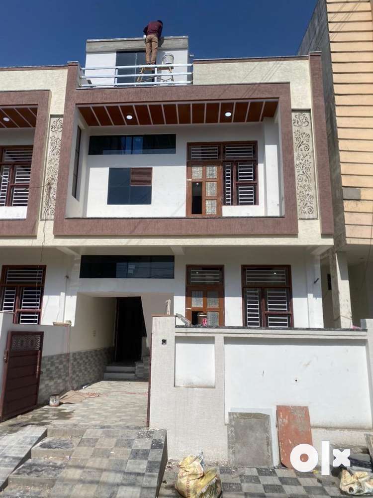 100 Gaj 4Bhk villa at Sekhawat marg jaipur
