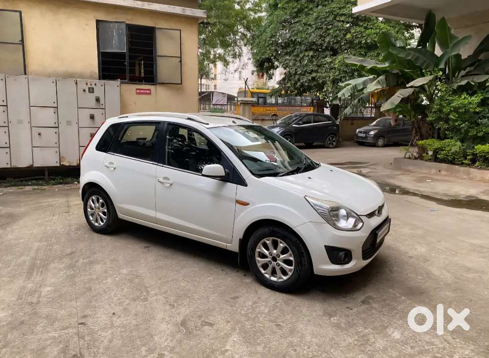 Ford Figo 2014 ABS Top End