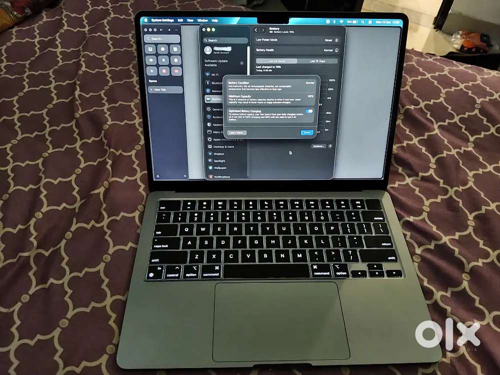 M2 MACBOOK AIR - 8/256 silver