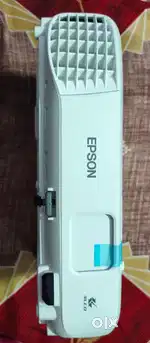 Epson EB-W05 LCD Projector