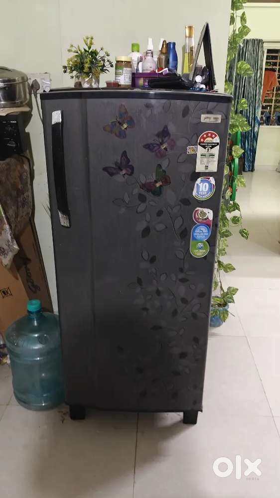 Godrej fridge 221 litre