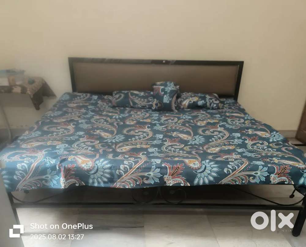 Iron strong Bed