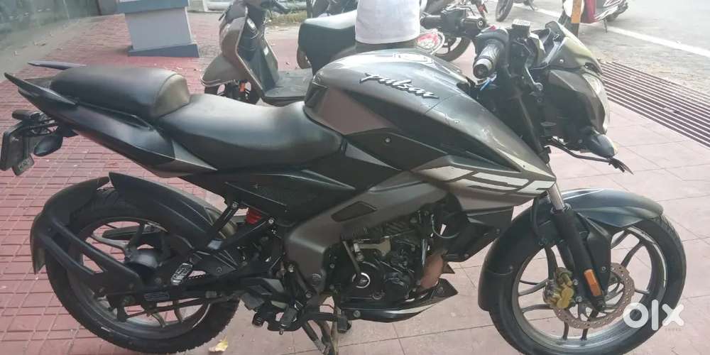 Bajaj pulsar NS 125