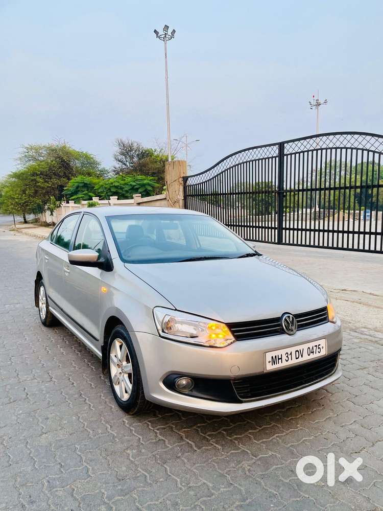 Volkswagen Vento 2010-2013 Petrol Highline, 2011, Petrol