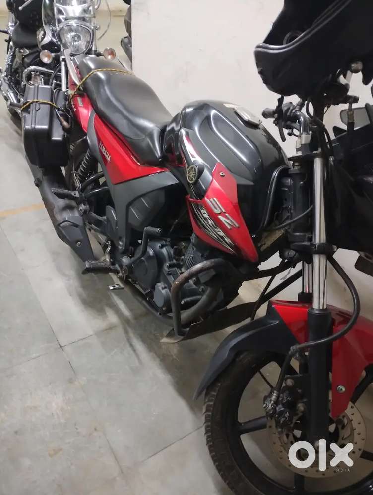 Yamaha SZ rr v2