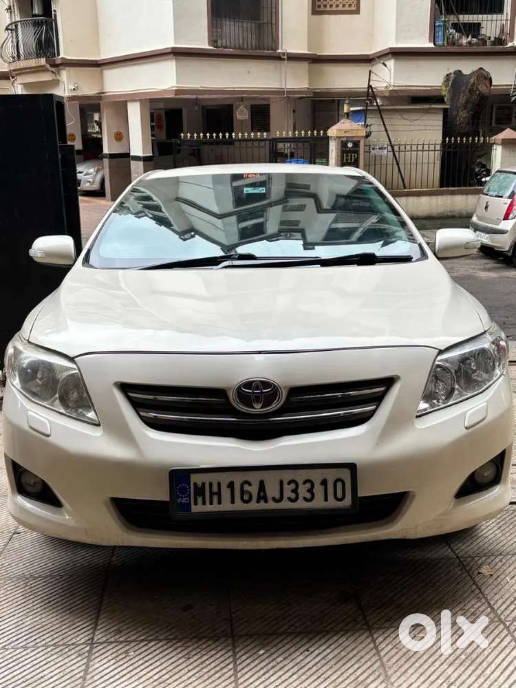 Toyota Corolla Altis 2010