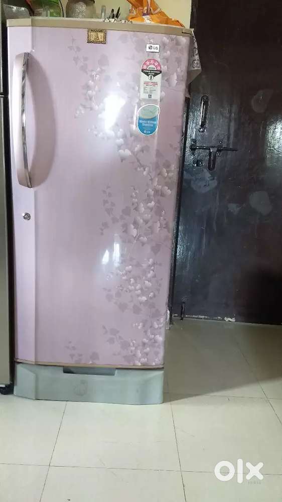 LG-  Fridge urgent sell