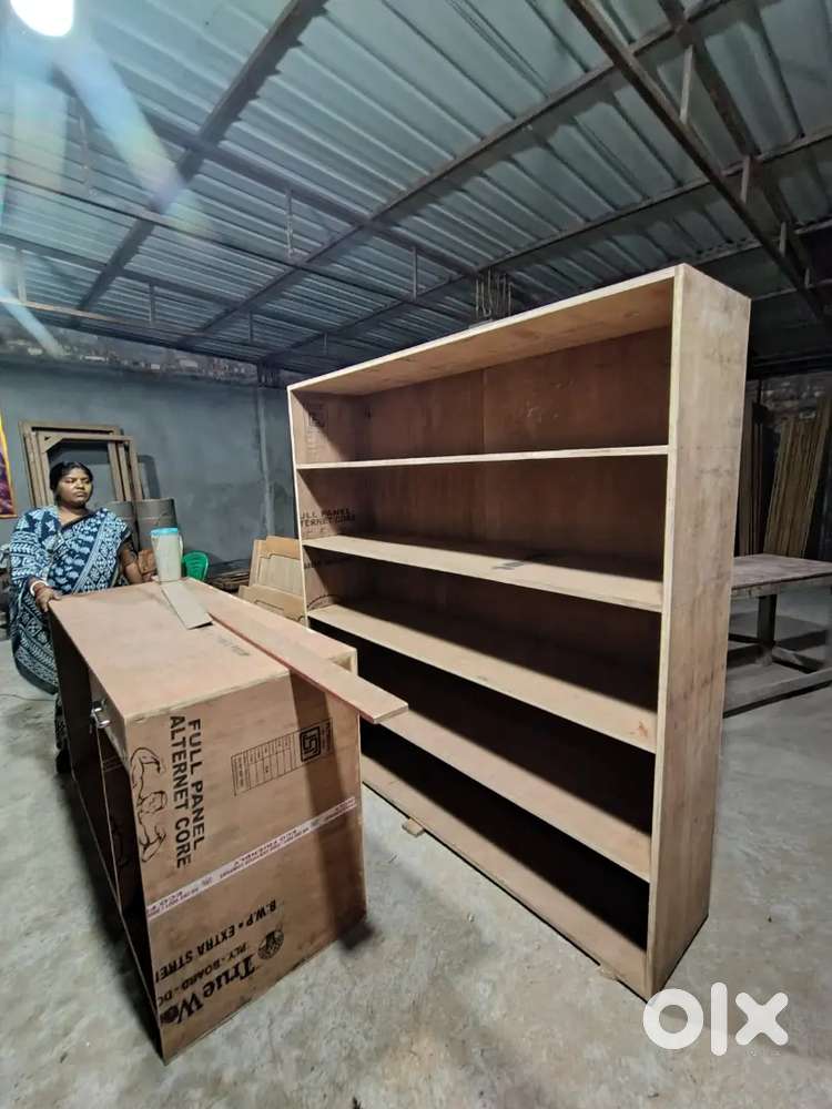 Ply table and ply wall rack