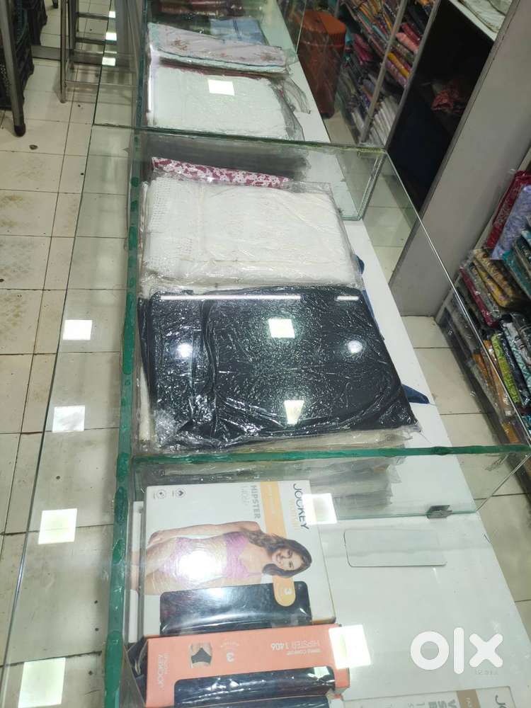 Cloth Racks and Tables