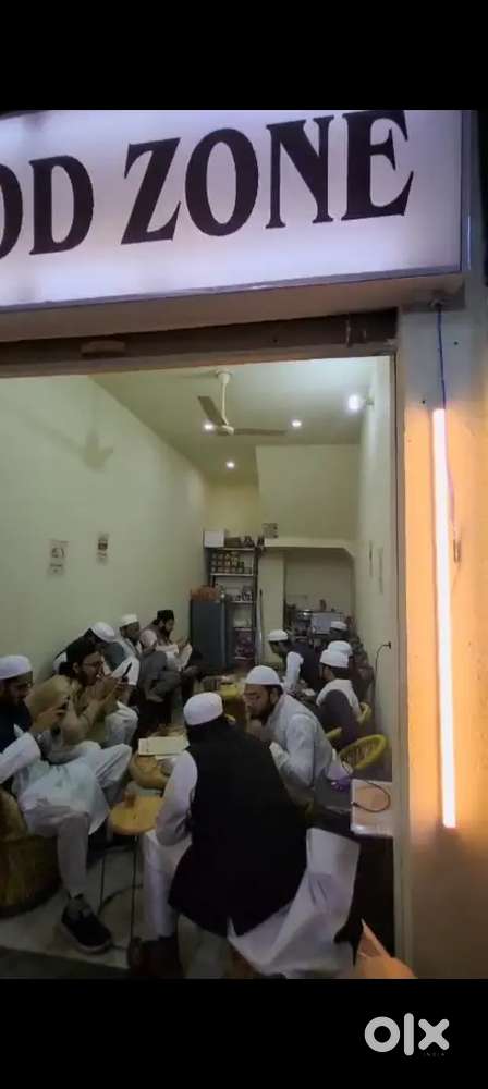 Near. Mehfil,,tarkish. Hotel