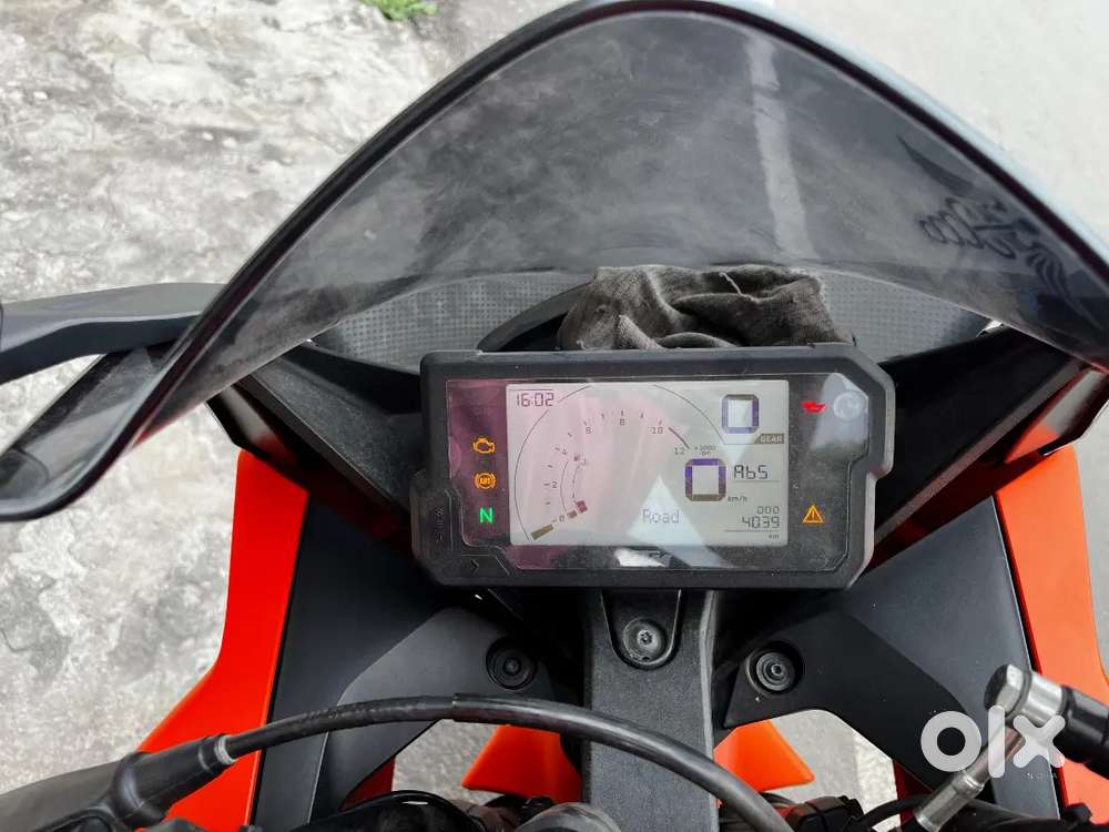 KTM Rc 200 good condition low km drive bs6