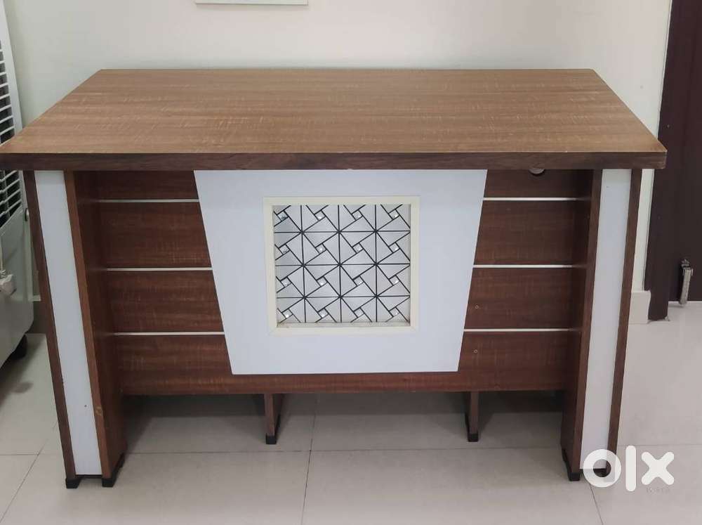 Office Computer Table