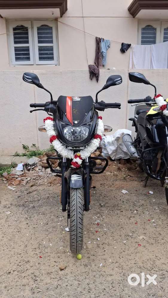 Pulsar 125 showroom maintenance used for college purpose only