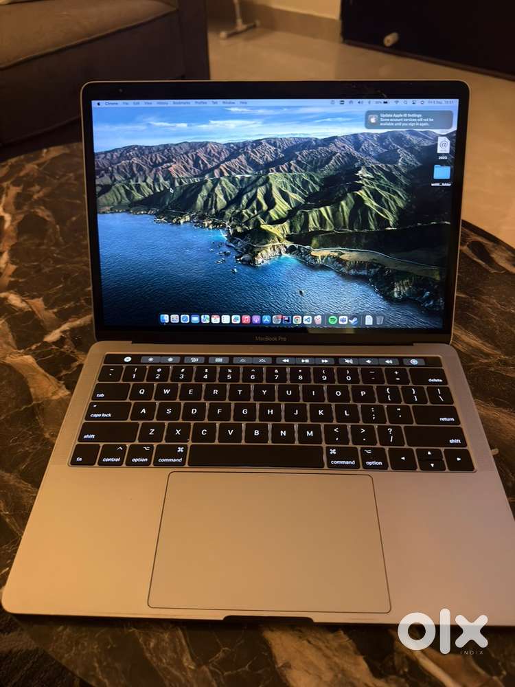 Macbook pro 13” in excellent condition with touch bar