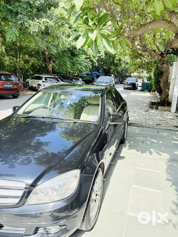 Mercedes-Benz C Class 2011 Petrol Well Maintained