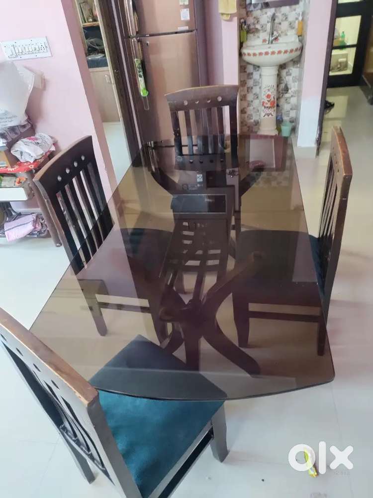 Dinning Table