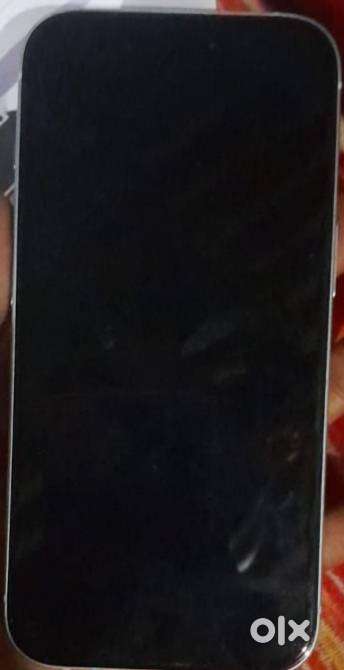 Iphone 15,,,8 month old