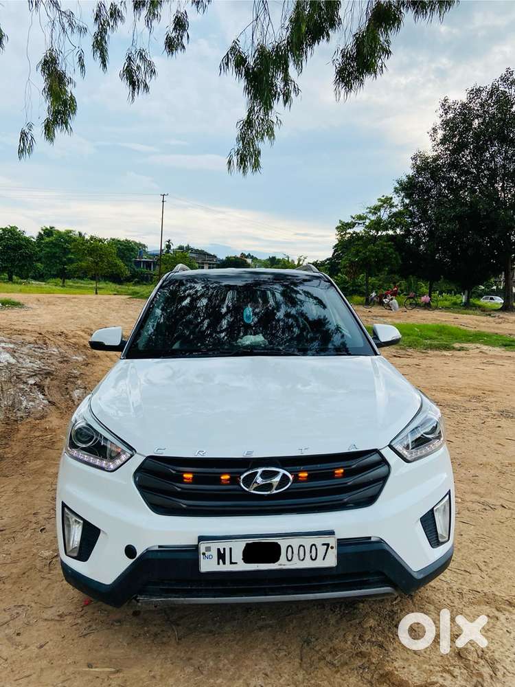Hyundai Creta 2016 Petrol 54000 Km Driven at mint condition