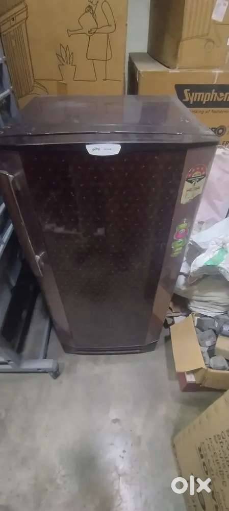 Godreg fridge on Sell