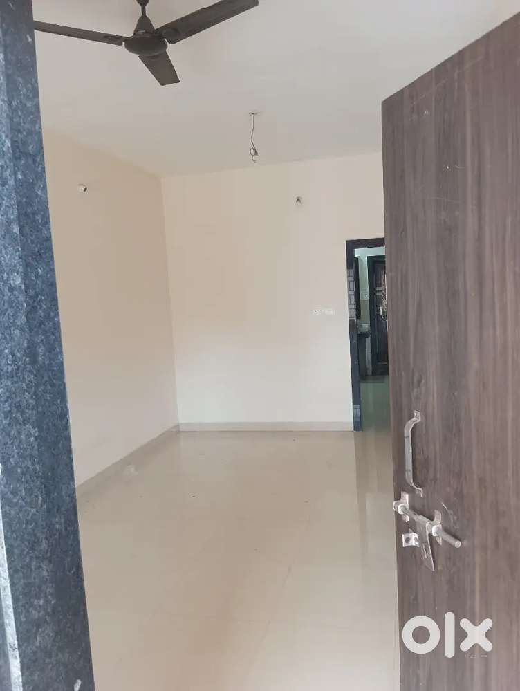 1st floor ,rooms to be given in rent , preferably for students