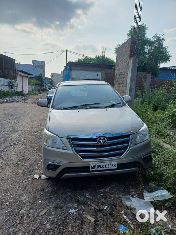 Toyota Innova 2016 Diesel Well Maintained