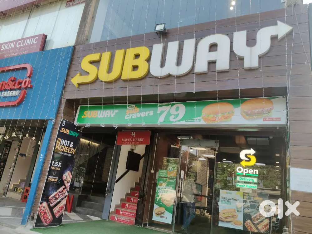 Need boys of phase 10 mohali subway  inside kitchen knowledge is good