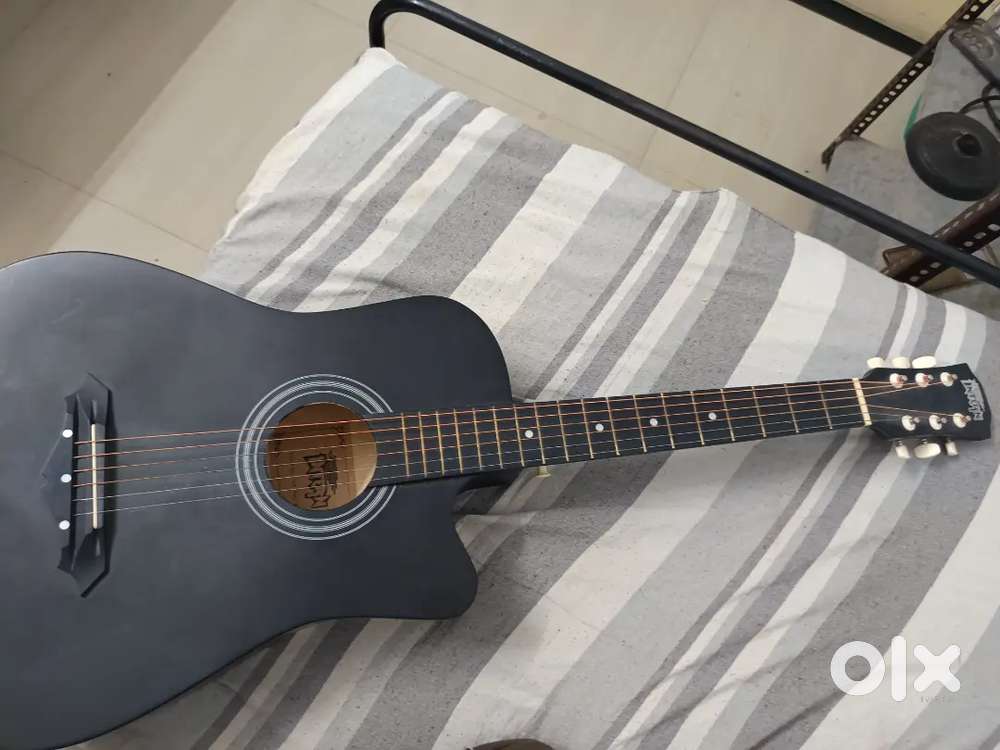 Newly purchased guitar A1 CONDITION