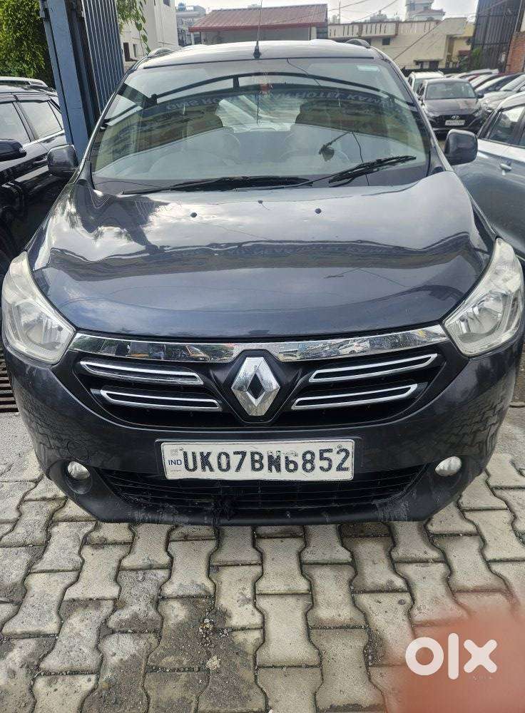 Renault Lodgy 110PS RxL 7 Seater, 2015, Diesel