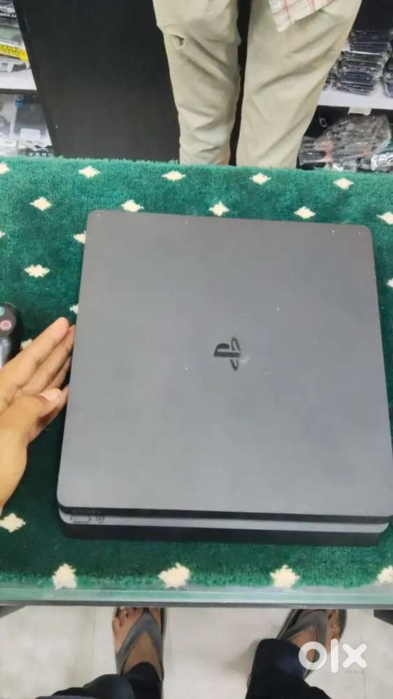 Ps4 slim 256 gb