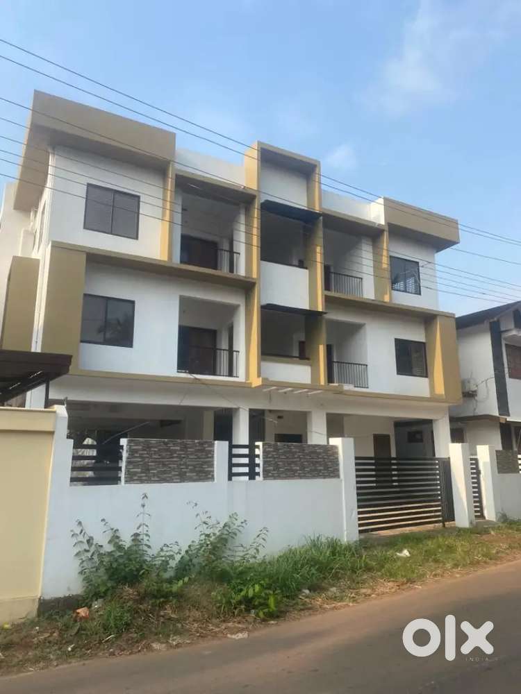 2BHK furnished apartment for rent. Poothappara azhikode