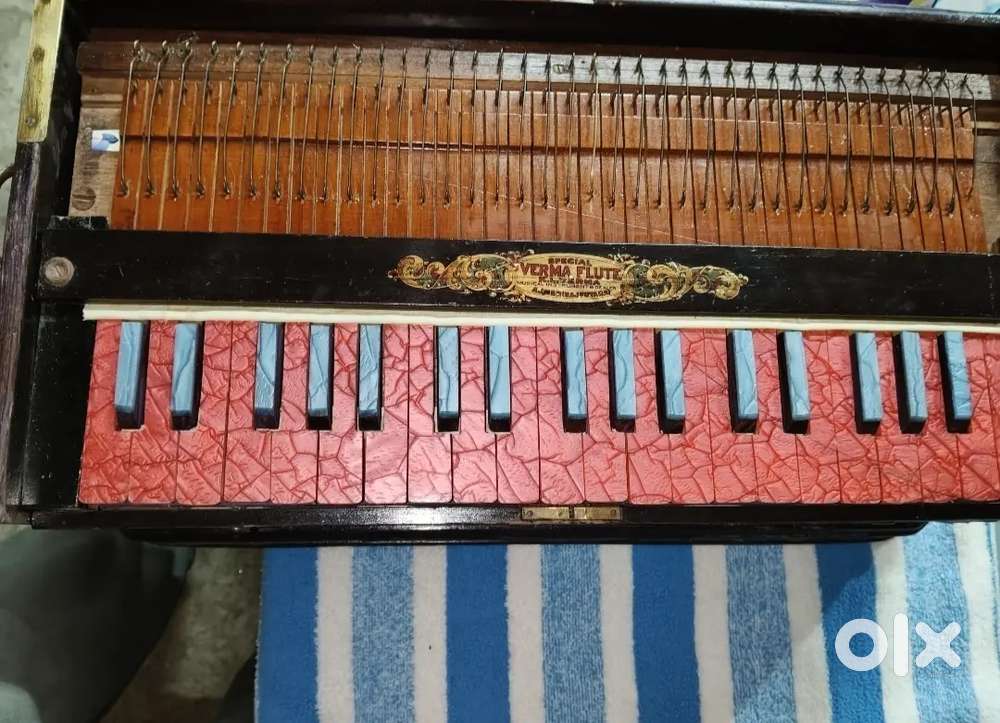 Harmonium music