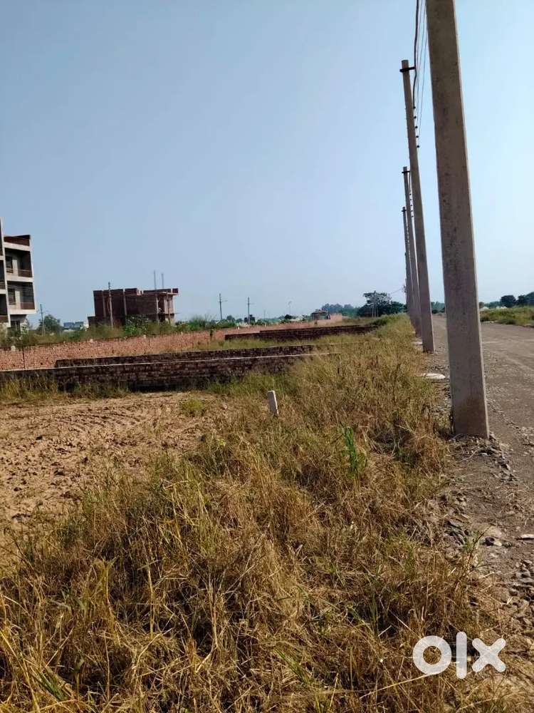 Plots for sale :- 26,900 per gaj ,2.5 storey naksha pass