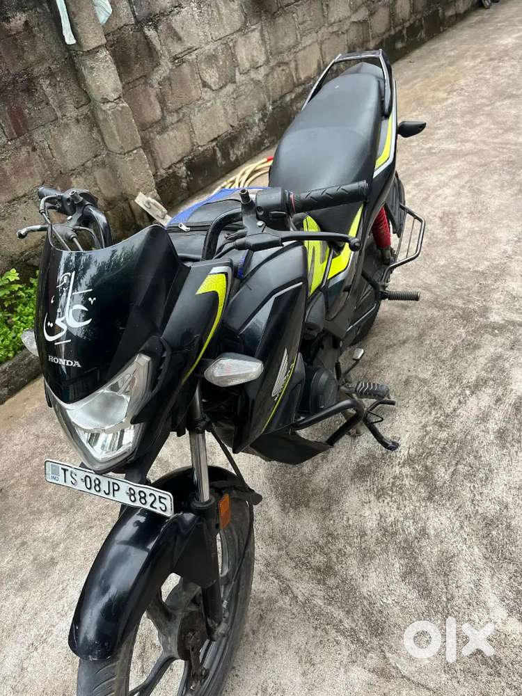 Sp 125 neat and clean condition 17 month's bike