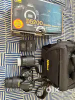 NIKON D5200 camera DSLR with two lenses