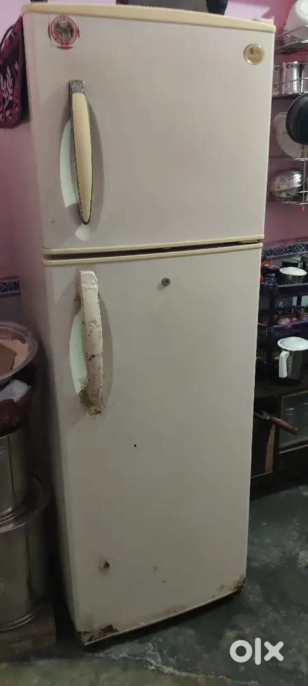 LG fridge good condition bed double