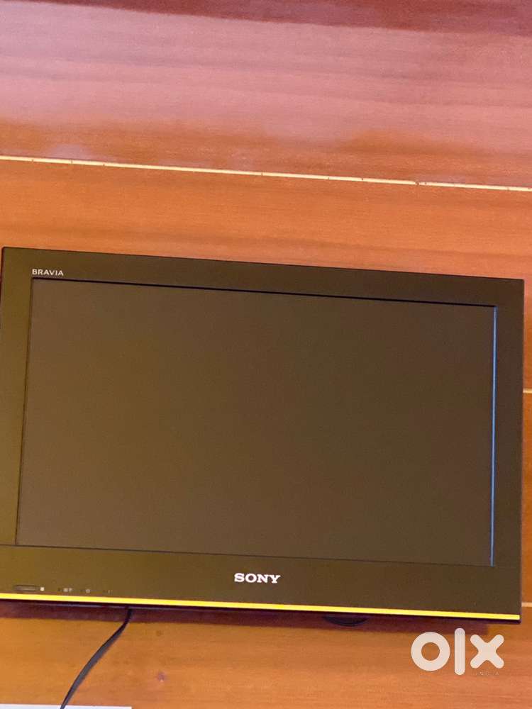 Sony 22’ tv . Going for 59’