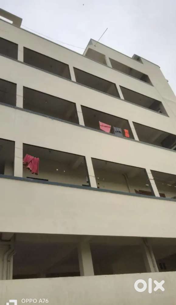 210 sqeryads East Face individual cost:2.25CR ,RENTS 72K,3YEARS OLD