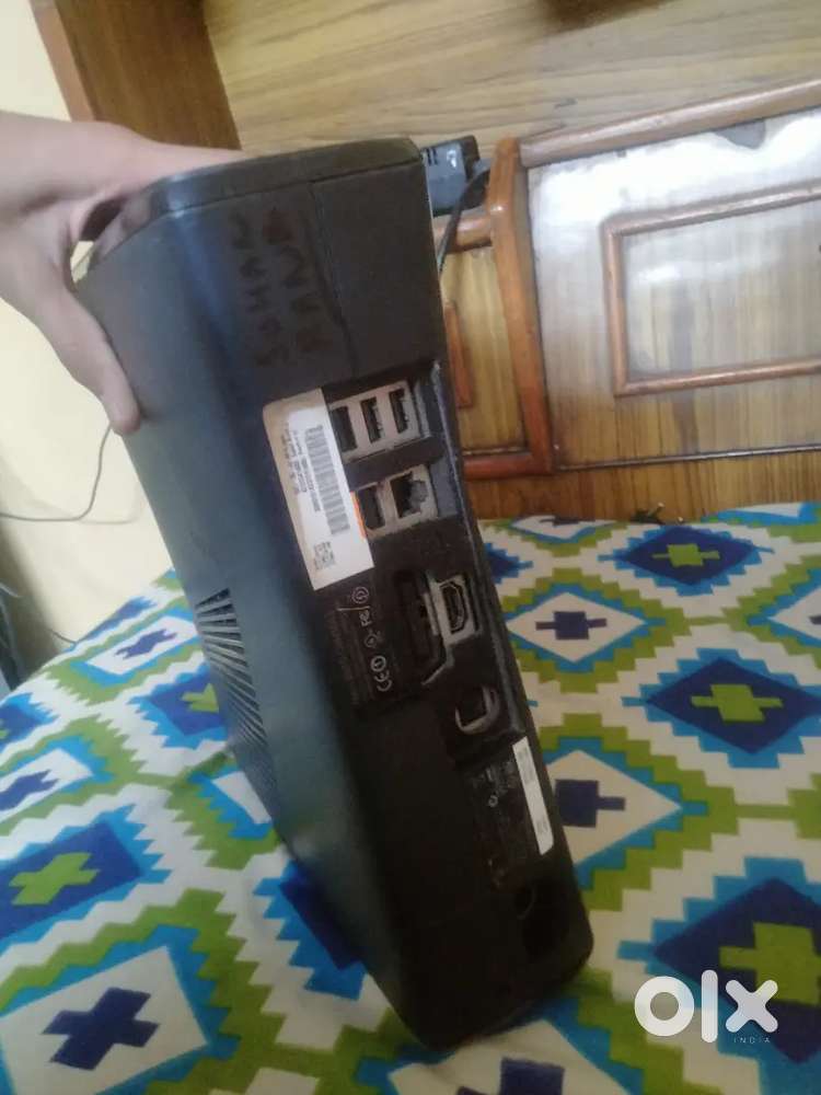 Xbox 360 60 games and one controller