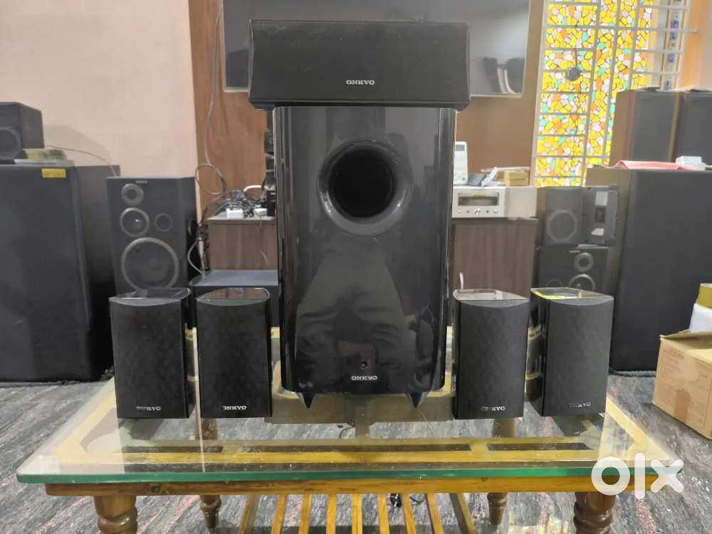 Onkyo 5.1 Speakers