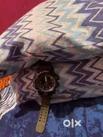I want to sell fast 2 watch in one time for childrens also can use