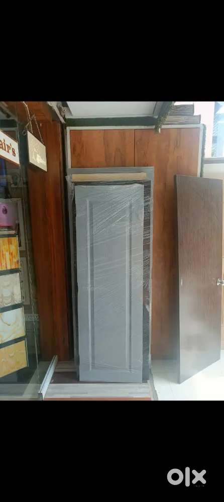 Bathroom bedroom door