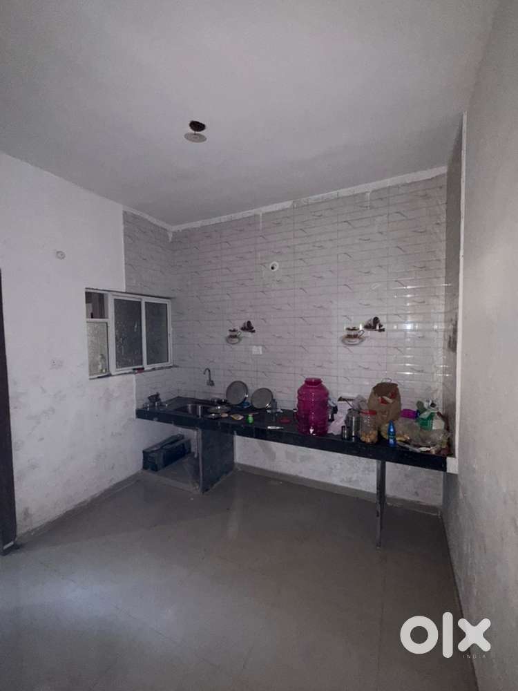 2 flatmate urgently required . already only ( 1 )stay  there