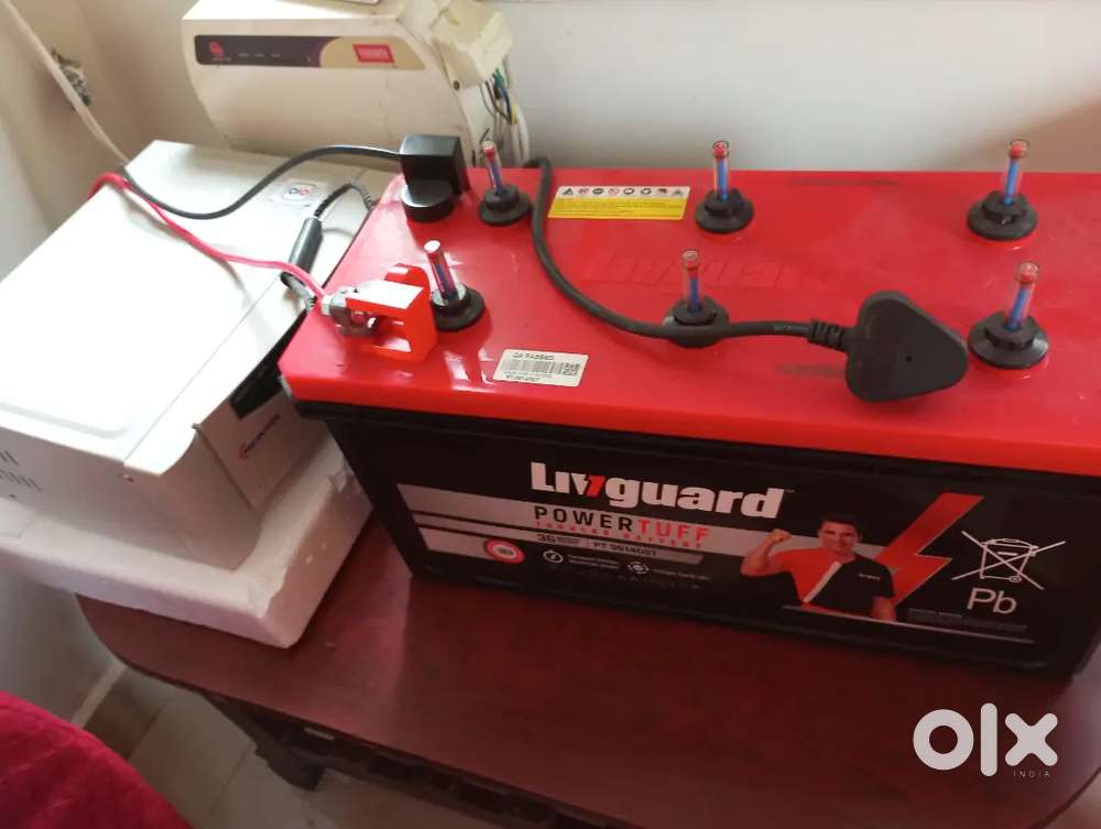Invoter with battery