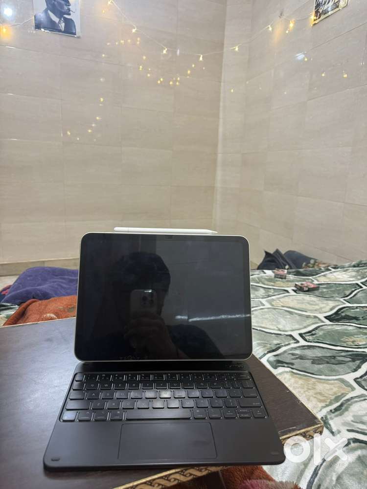 Typecase Wireless Keyboard for IPad